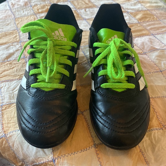 adidas soccer cleats - Picture 2 of 16